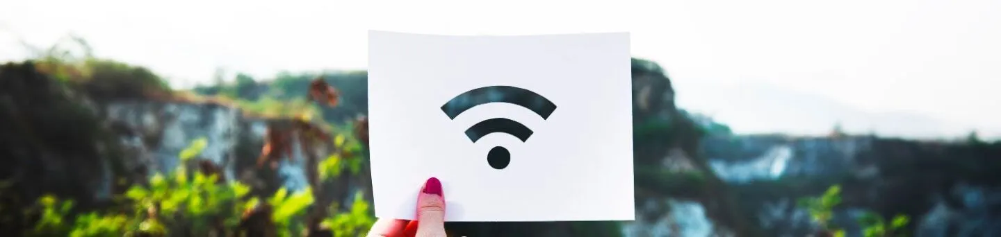 Internet w podróży. Publiczne WiFi - korzystać, czy nie?